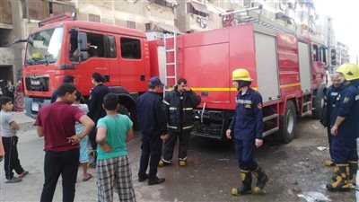 بسبب ماس كهربائي.. اندلاع حريق في شقة سكنية بسوهاج