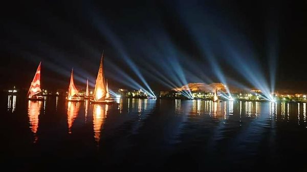 إضاءة المراكب الشراعية