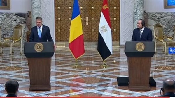 السيسي ونظيره الروماني