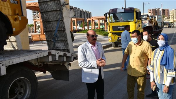 محافظ أسوان