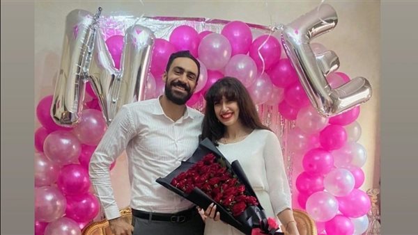 الفتاة وخطيبها 