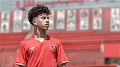 عمار حمدي يستفسر من إدارة الإسماعيلي عن حل أزمة إيقاف القيد قبل التوقيع لنادٍ آخر