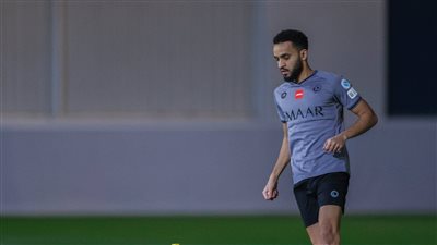 تعرف على تفاصيل إصابة البليهي مدافع الهلال السعودي وموقفه من النهائي الآسيوي