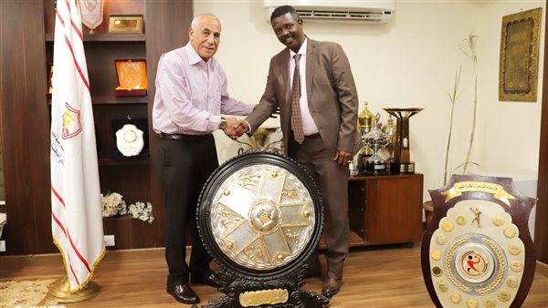 حسين لبيب مع وفد