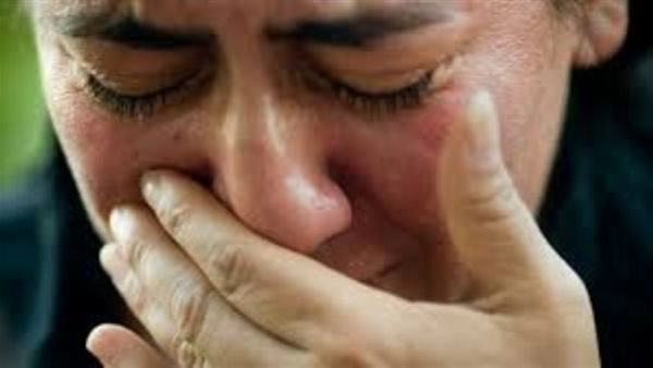 سيدة تستغيث