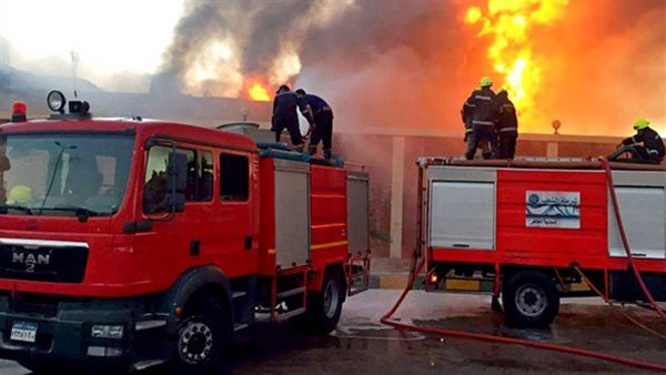 سيارات إطفاء - أرشيفية