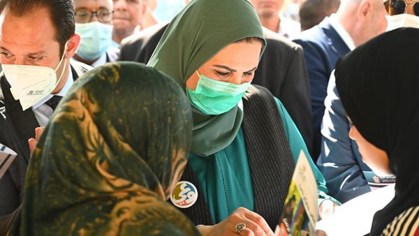 نيفين القباج وزيرة