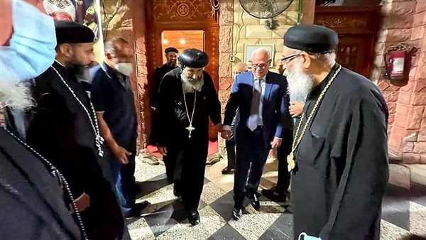 محافظ بورسعيد يقدم