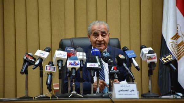 وزير التموين