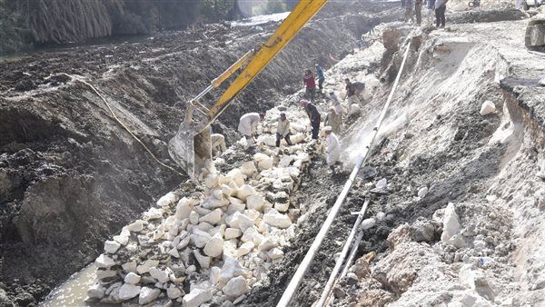 محافظ الغربية يتابع