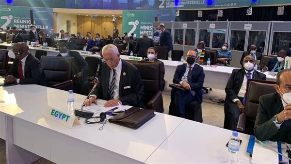 السفير حمدي سند لوزا