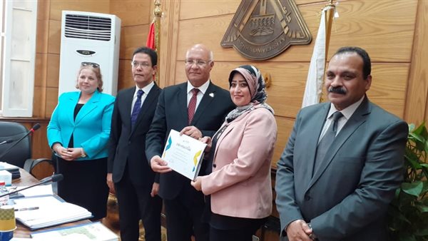 تكريم الأوائل بالتميز