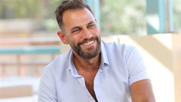 الفنان نيقولا معوض