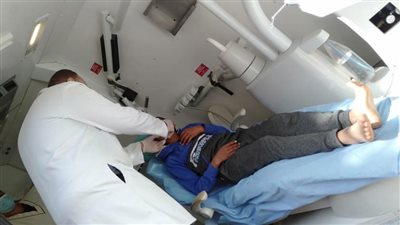 الكشف على 1308 مواطنين خلال قافلة طبية بقرية عرب بني واصل بسوهاج | صور