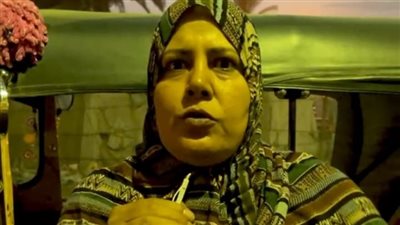 أم يوسف تتحدى ظروفها: الشغل على التوكتوك بهدلة ونفسي في عربية