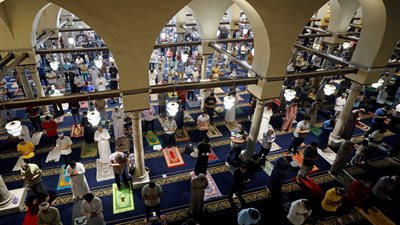 بث مباشر.. نقل شعائر صلاة الجمعة من الجامع الأزهر