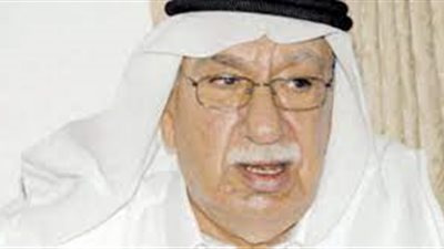 ما بيننا قد يسقط الصمت.. كيف عبر هاشم السبتي عن ليالي الألم؟