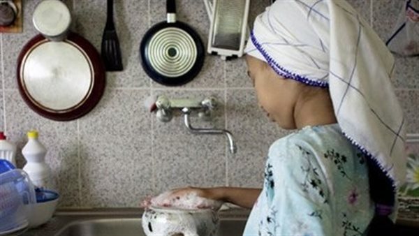 العاملات بالمنازل