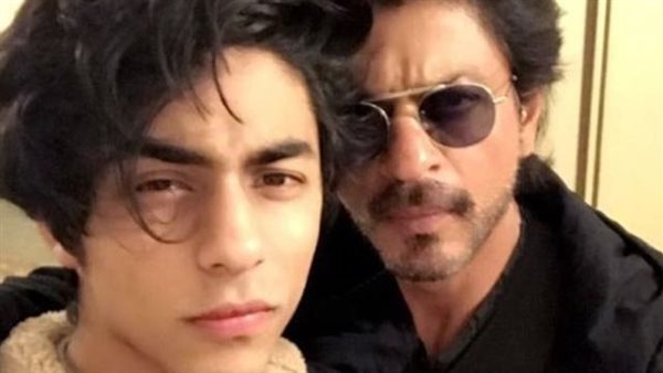 شاروخان وابنه أريان