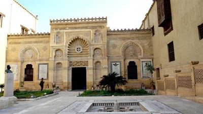 عرض 4 قطع أثرية عن المرأة في المتحف القبطي | صور 