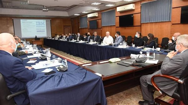 اجتماع الشركة القابضة