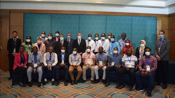 جانب من الدورة