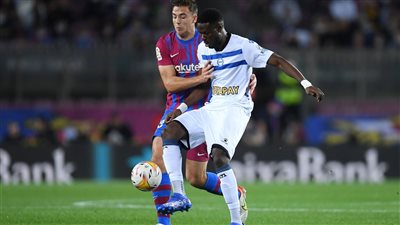 جدول ترتيب الدوري الإسباني عقب تعادل برشلونة مع ألافيس