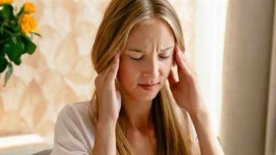 بالنصائح والأدوية.. علاج صداع الحمل في الشهر الأول والثالث