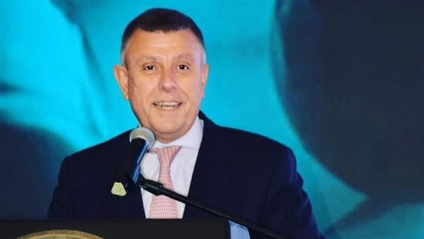 رئيس جامعة عين شمس