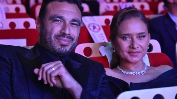 نيللي كريم وزوجها