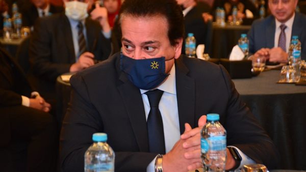 وزير التعليم العالي