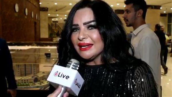 الفنانة هدى