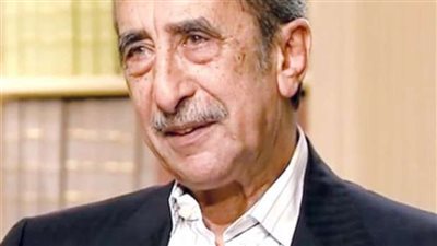 في ذكرى وفاة حمدي قنديل.. لماذا فضل الإعلامي الراحل الصحافة على الطب؟