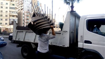 تحصيل 250 ألف جنيه غرامات وغلق 78 محلا مخالفا و18 مقهى في حملات متفرقة بالإسكندرية 