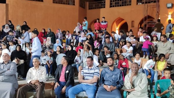 حضور إحدى الفعاليات