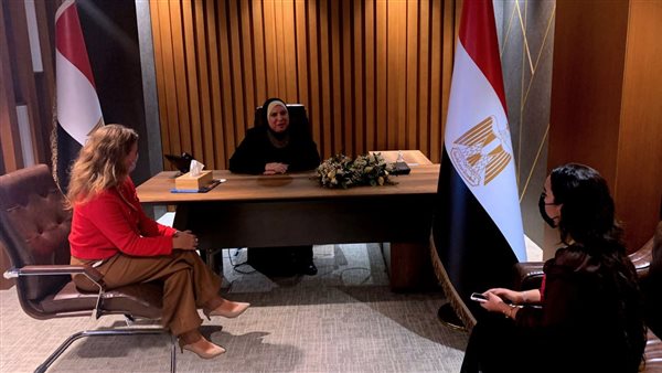 نيفين جامع وزير التجارة