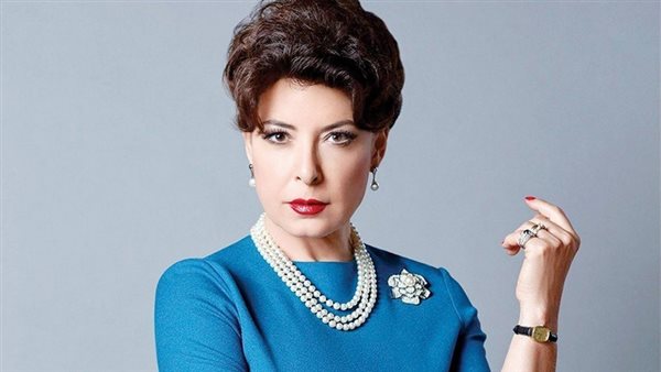 الفنانة أنوشكا