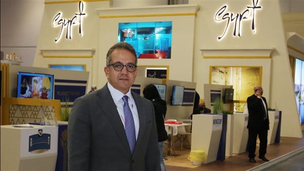 الدكتور خالد العناني