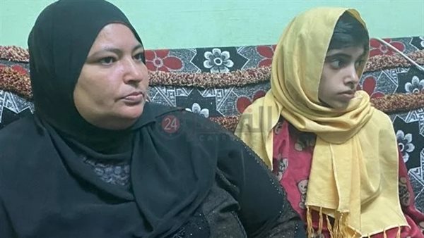 الطفلة شهد ووالدتها