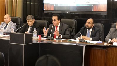 عبد الغفار: المنظومة الصحية في مصر أظهرت قوة الدولة في التصدي لجائحة كورونا