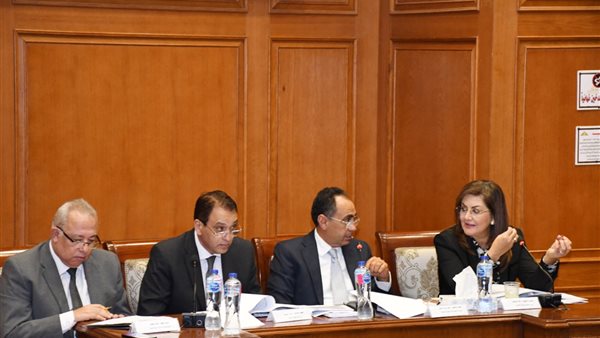  مناقشة مشروع قانون