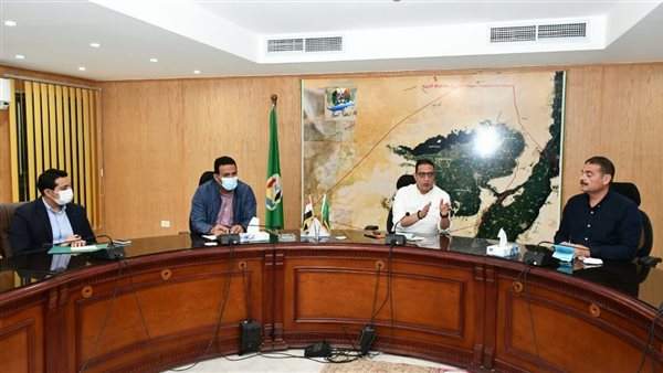 محافظ الفيوم يتابع