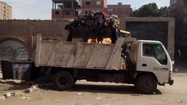 رفع قمامة من قرى