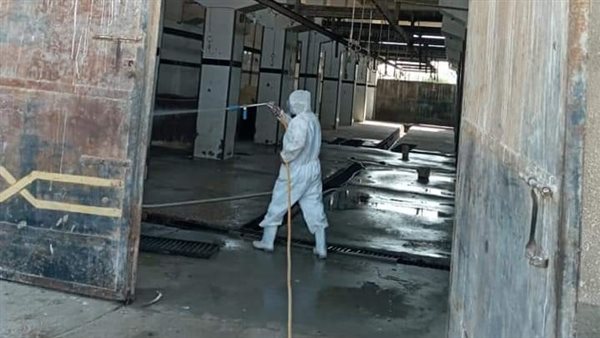 رش وتعقيم مجزر أبوكساه