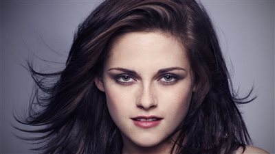 كريستين ستيوارت تثير الجدل بسبب تصريحاتها عن الأميرة ديانا وأبنائها