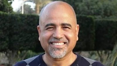 فنان الكاركاتير سمير عبد الغني يدشن حملة الإرادة تنتصر بالتعاون مع الأصم الناطق رامز عباس