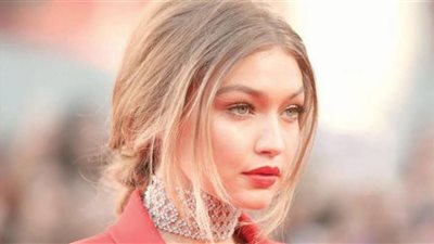 بعد انفصالها عن زين مالك.. جيجي حديد تستعد لـ Project Runaway