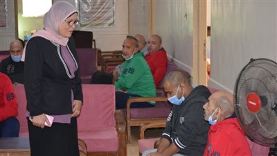 وكيل تضامن بورسعيد تتفقد دار حياة كريمة.. وتوجه بعلاج نزيل | صور