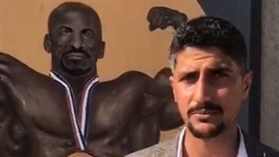 رسام جدارية بيج رامي بقريته: انتهيت منها في 6 أيام.. وانتظر رأي البطل