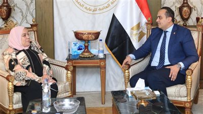 الرعاية الصحية وأكديما تبحثان إنشاء مراكز طبية متخصصة في علاج السموم بمعايير عالمية